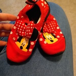 Minnie Swim Shoes